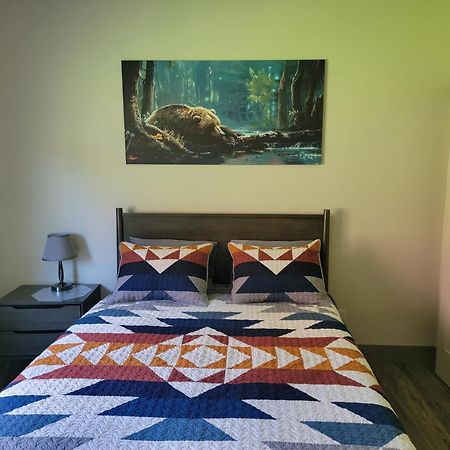 Lakeshore Lodging Suites โฮเมอร์ ภายนอก รูปภาพ